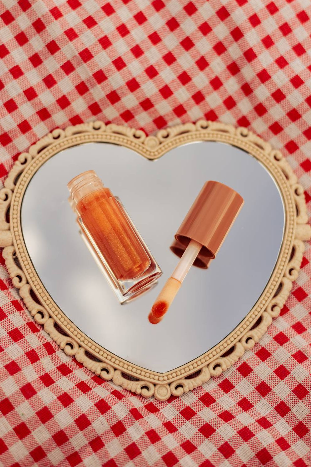 Lip Glaze- Candy Apple Glossy Lip Oil